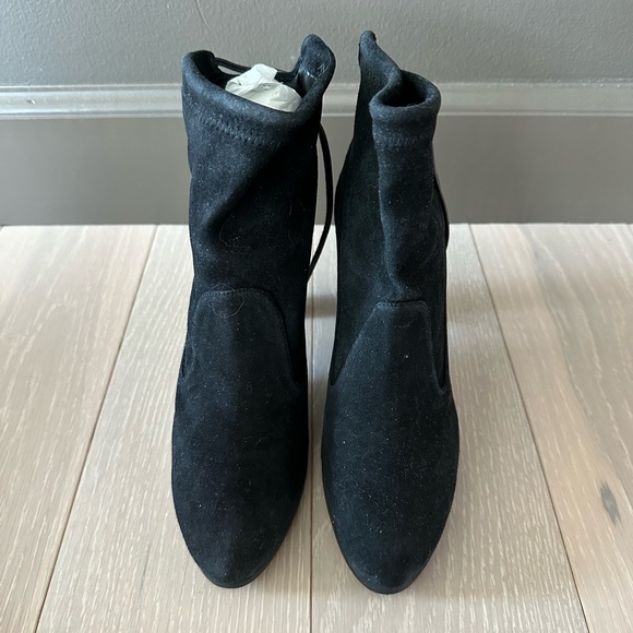 Stuwart Weitzman Booties - Picture 2 of 6